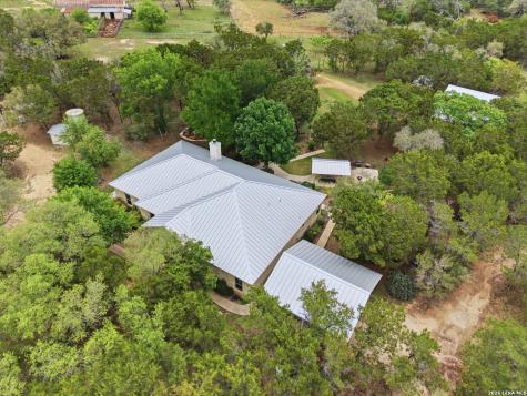 707 Oakridge Lane Pipe Creek TX 78063