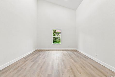 214 Shadywood Lane San Antonio TX 78216