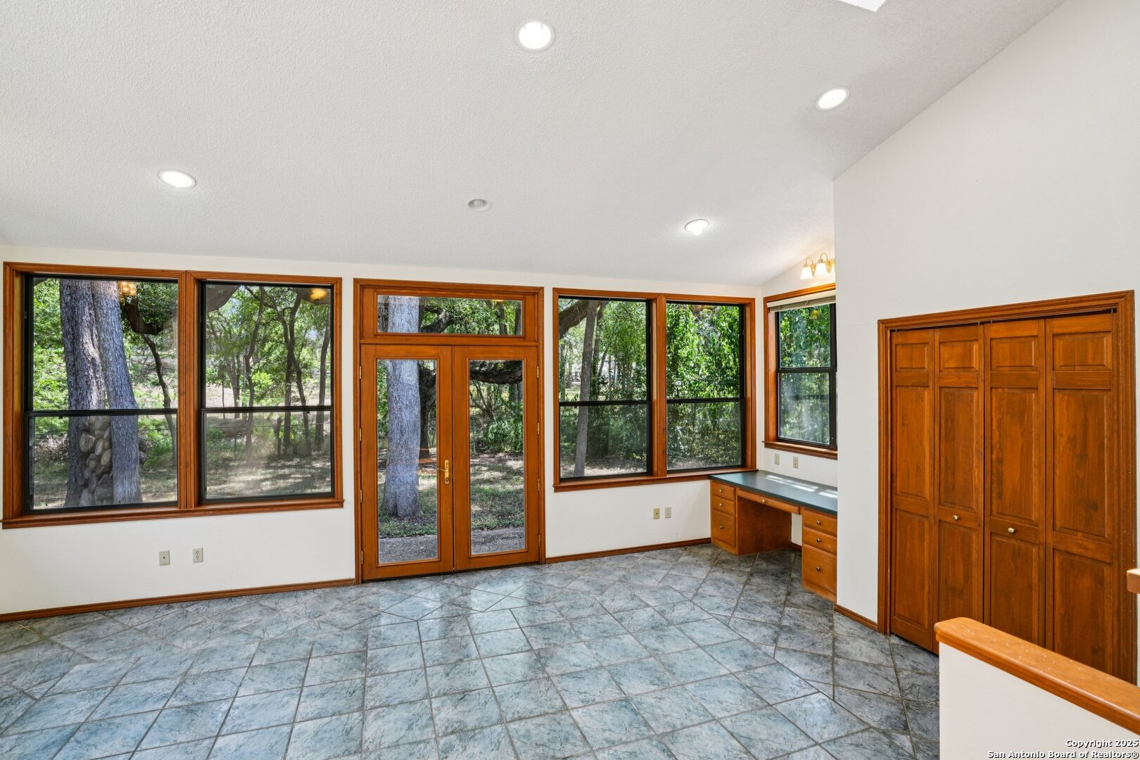 1848 Pebble Brook New Braunfels TX 78130