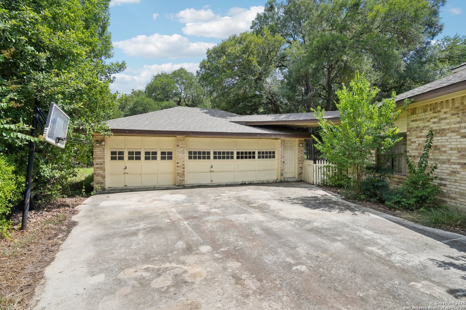 1848 Pebble Brook New Braunfels TX 78130