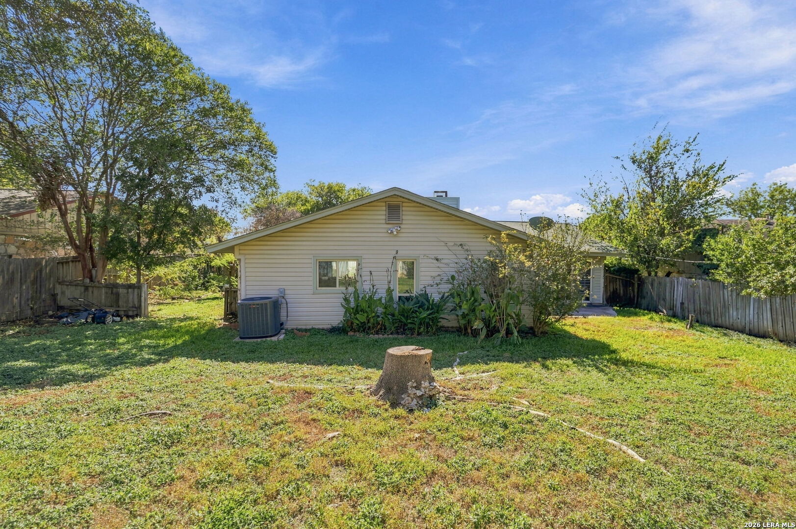 6719 Carters Bluff San Antonio TX 78239