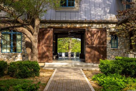425 Terminal Loop Road Mcqueeney TX 78123