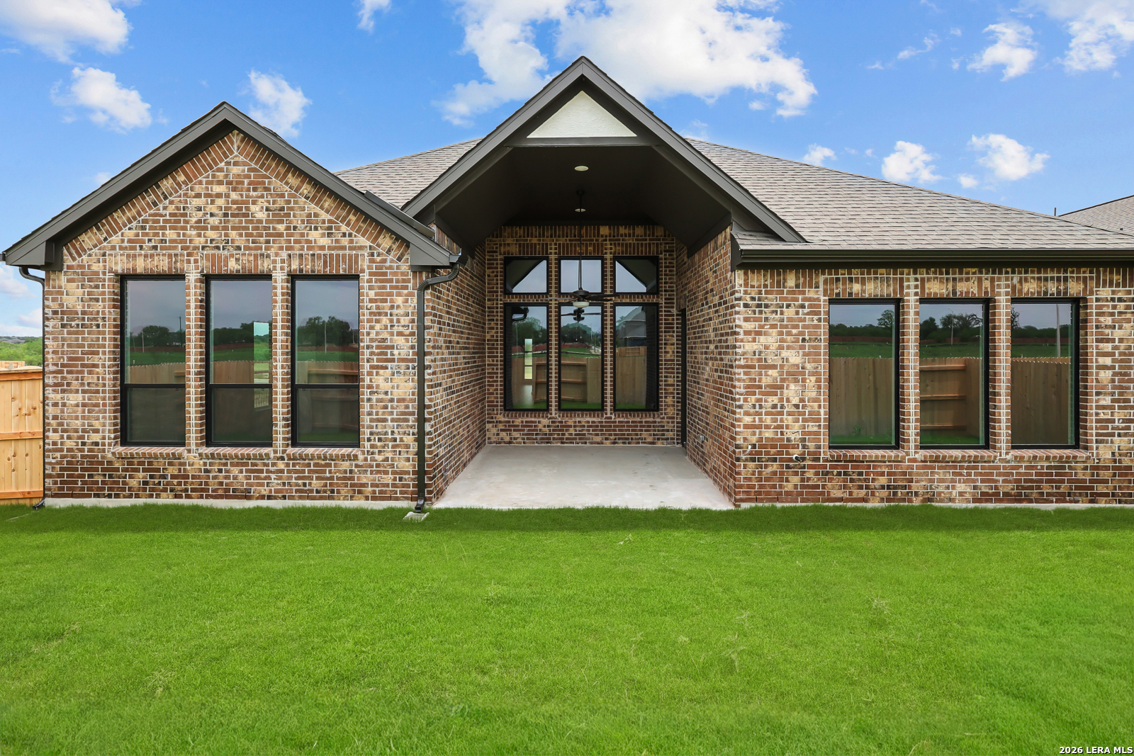 548 Paramus Park Cibolo TX 78108