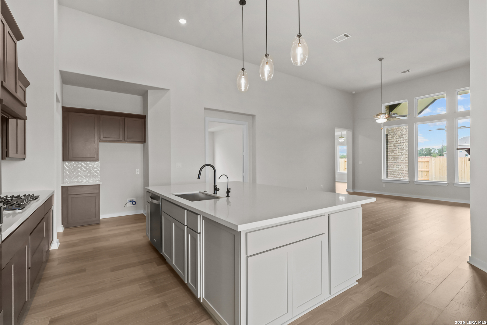 548 Paramus Park Cibolo TX 78108