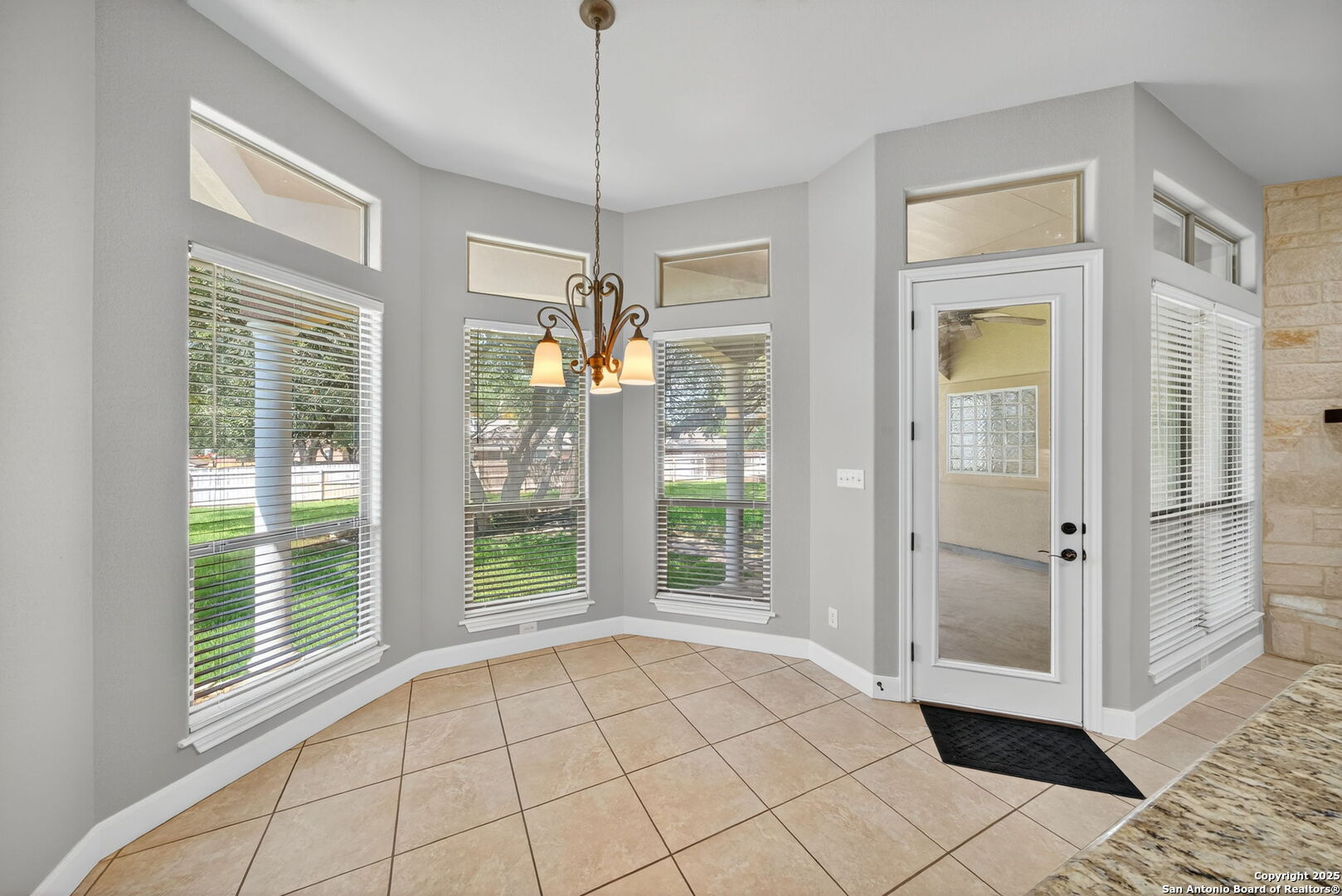 1626 Clover Ridge Pleasanton TX 78064