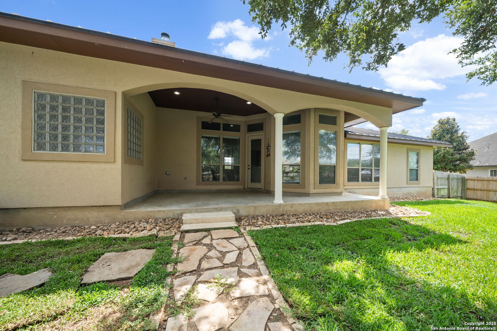 1626 Clover Ridge Pleasanton TX 78064