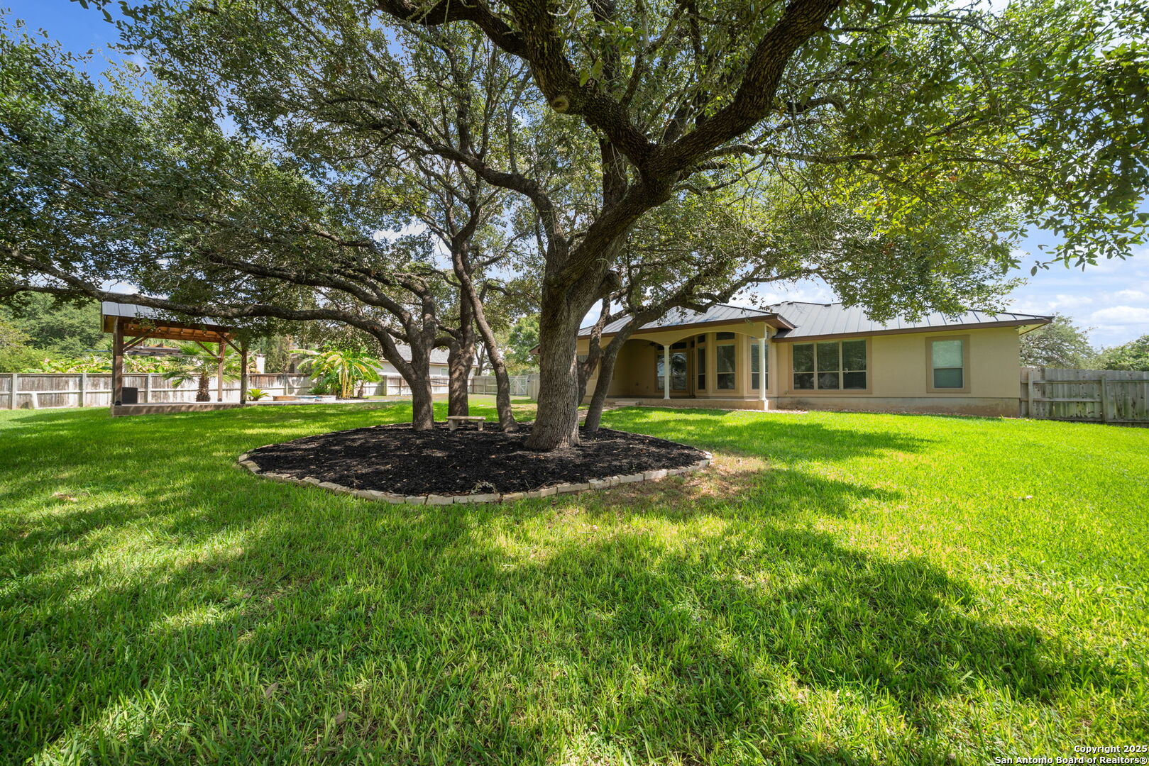 1626 Clover Ridge Pleasanton TX 78064