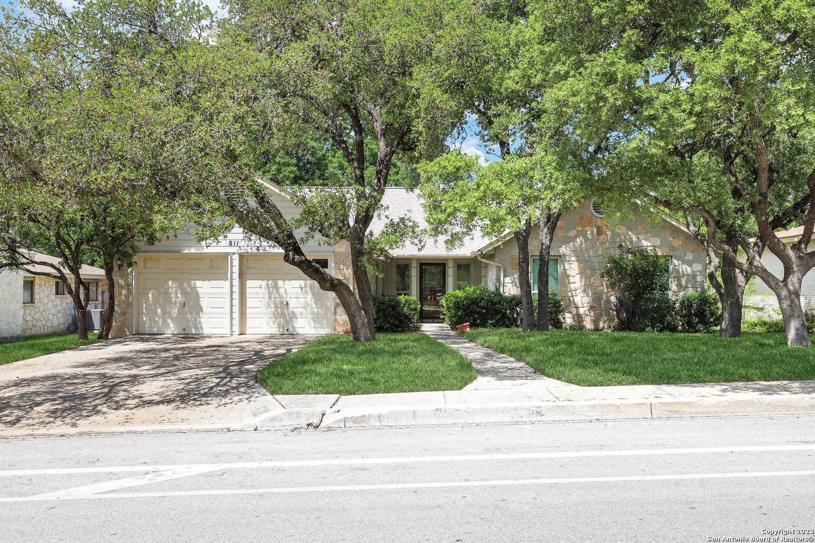 811 Silver Spruce Street San Antonio TX 78232