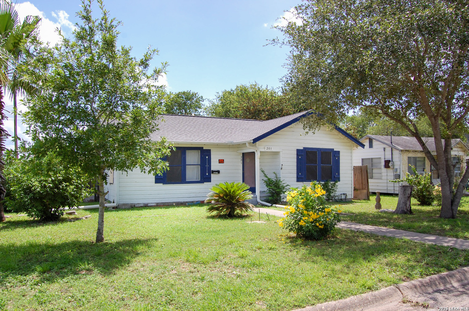 201 S Alta Vista Street Beeville TX 78102