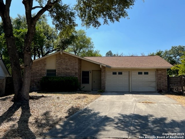4915 Bluetop Lane San Antonio TX 78217