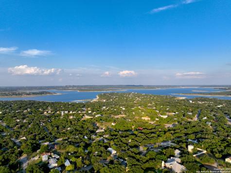 415 Scarlet Canyon Lake TX 78133