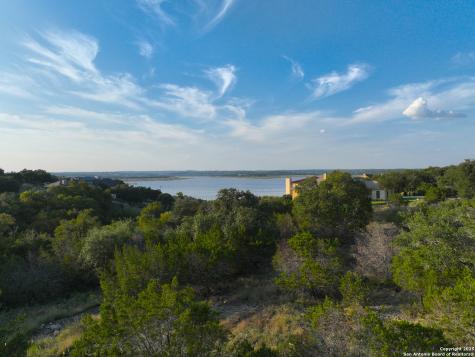 415 Scarlet Canyon Lake TX 78133