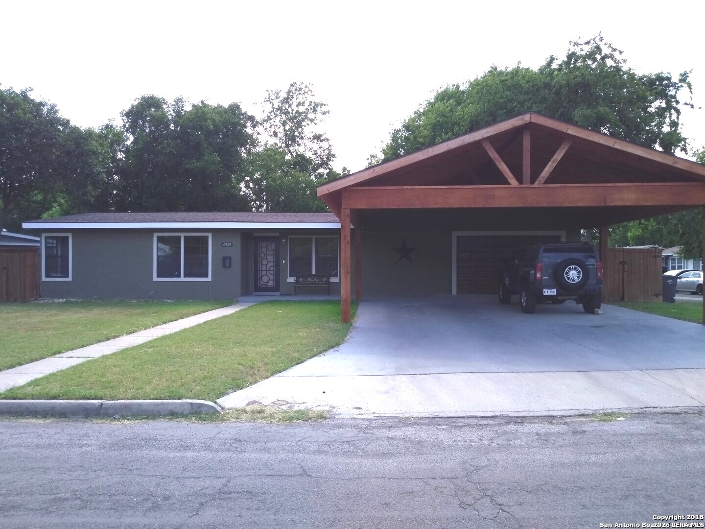4349 Silver Lake Drive San Antonio TX 78219