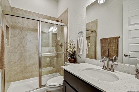 422 Corwin Cibolo TX 78108