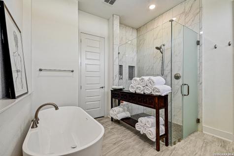 422 Corwin Cibolo TX 78108