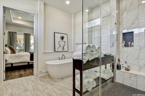 422 Corwin Cibolo TX 78108