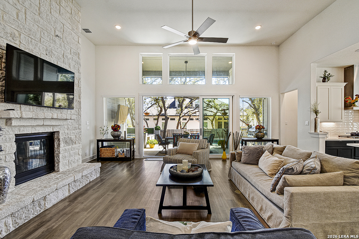 422 Corwin Cibolo TX 78108