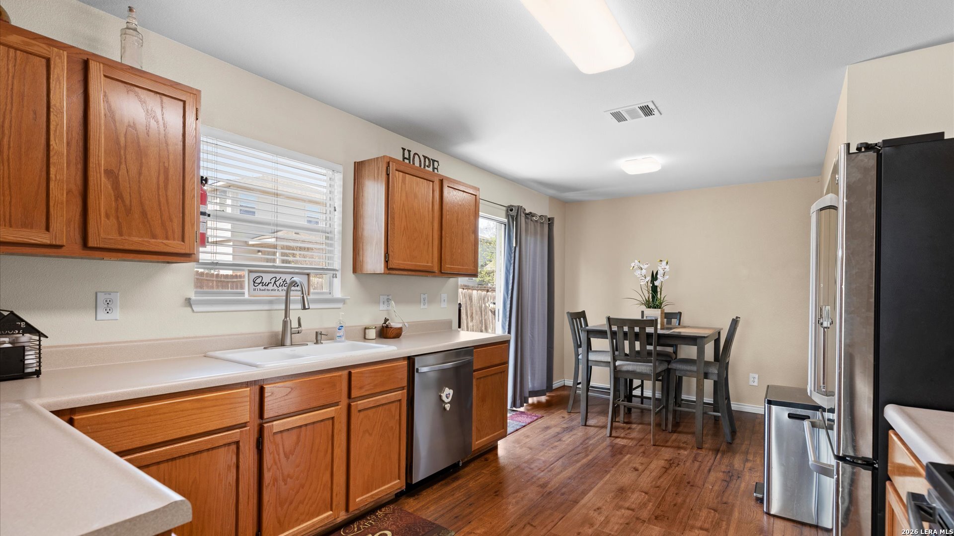 9019 Lilac Universal City TX 78148