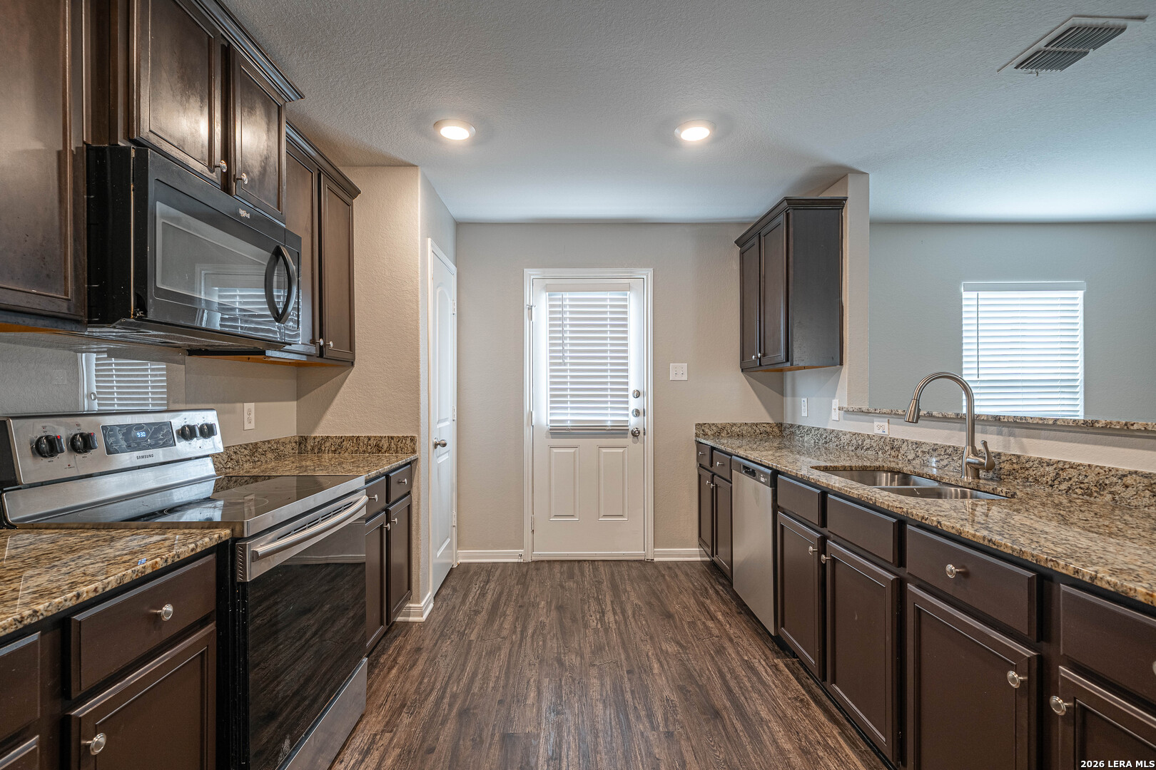 11803 Claudette San Antonio TX 78252