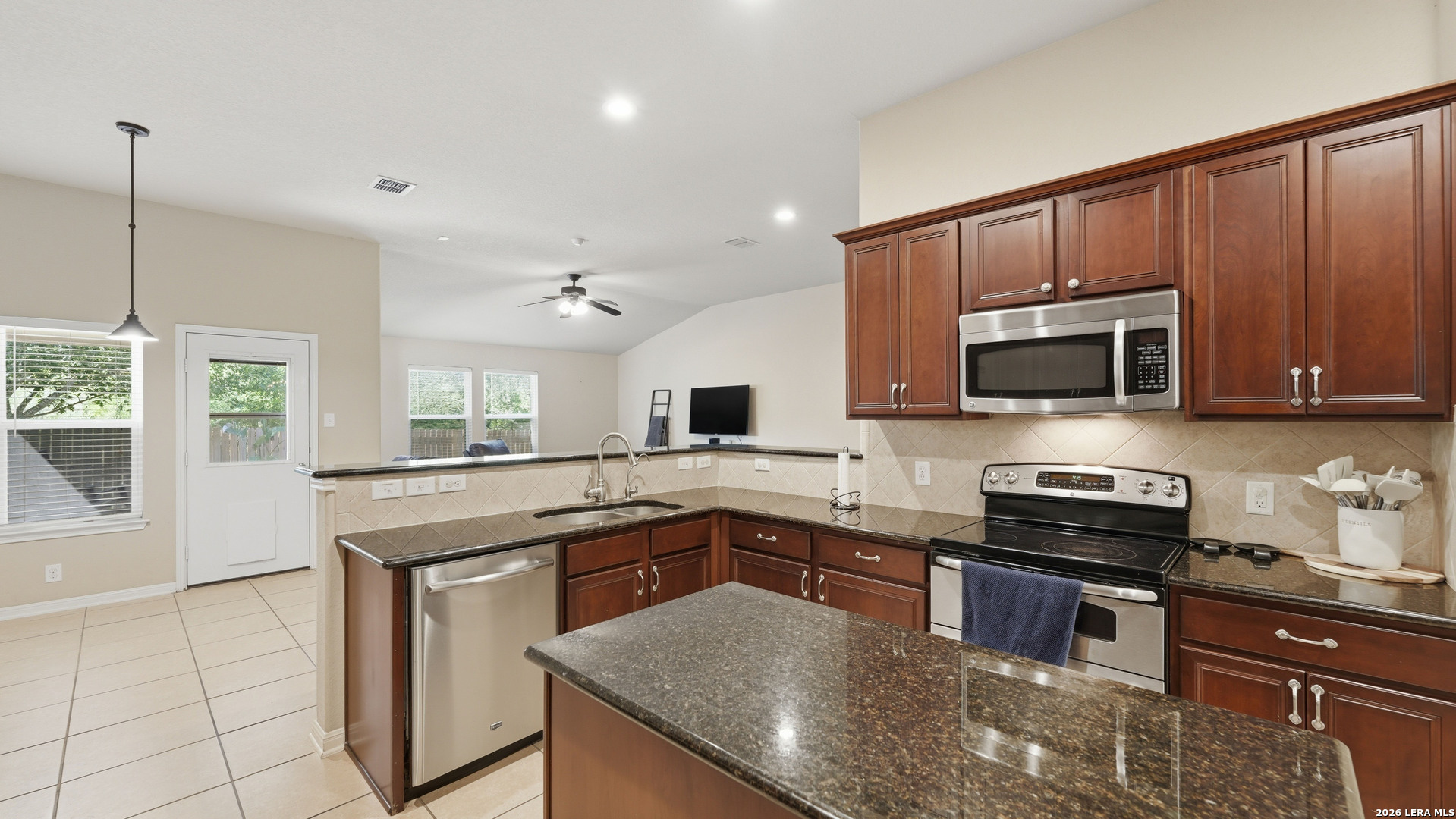13511 Biltmore Lakes Live Oak TX 78233