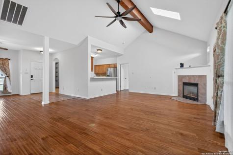 4530 Winneway San Antonio TX 78222