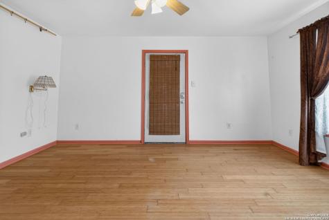 4530 Winneway San Antonio TX 78222