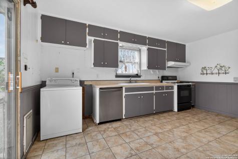 4530 Winneway San Antonio TX 78222