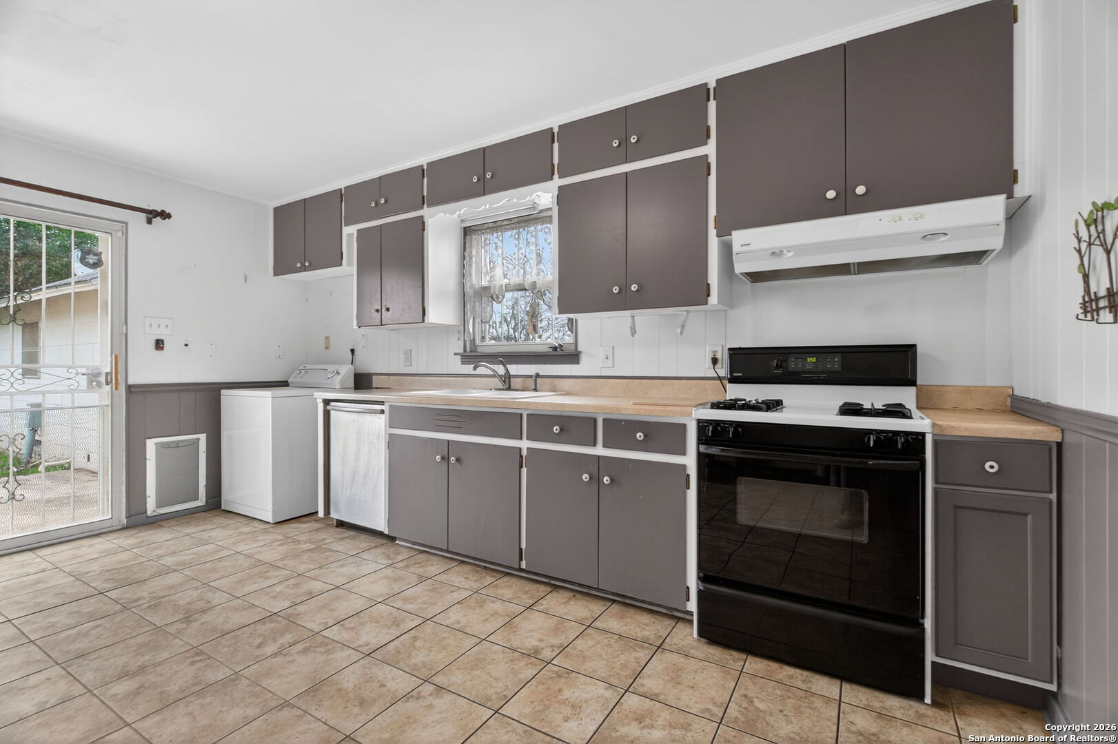 4530 Winneway San Antonio TX 78222