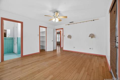 4530 Winneway San Antonio TX 78222