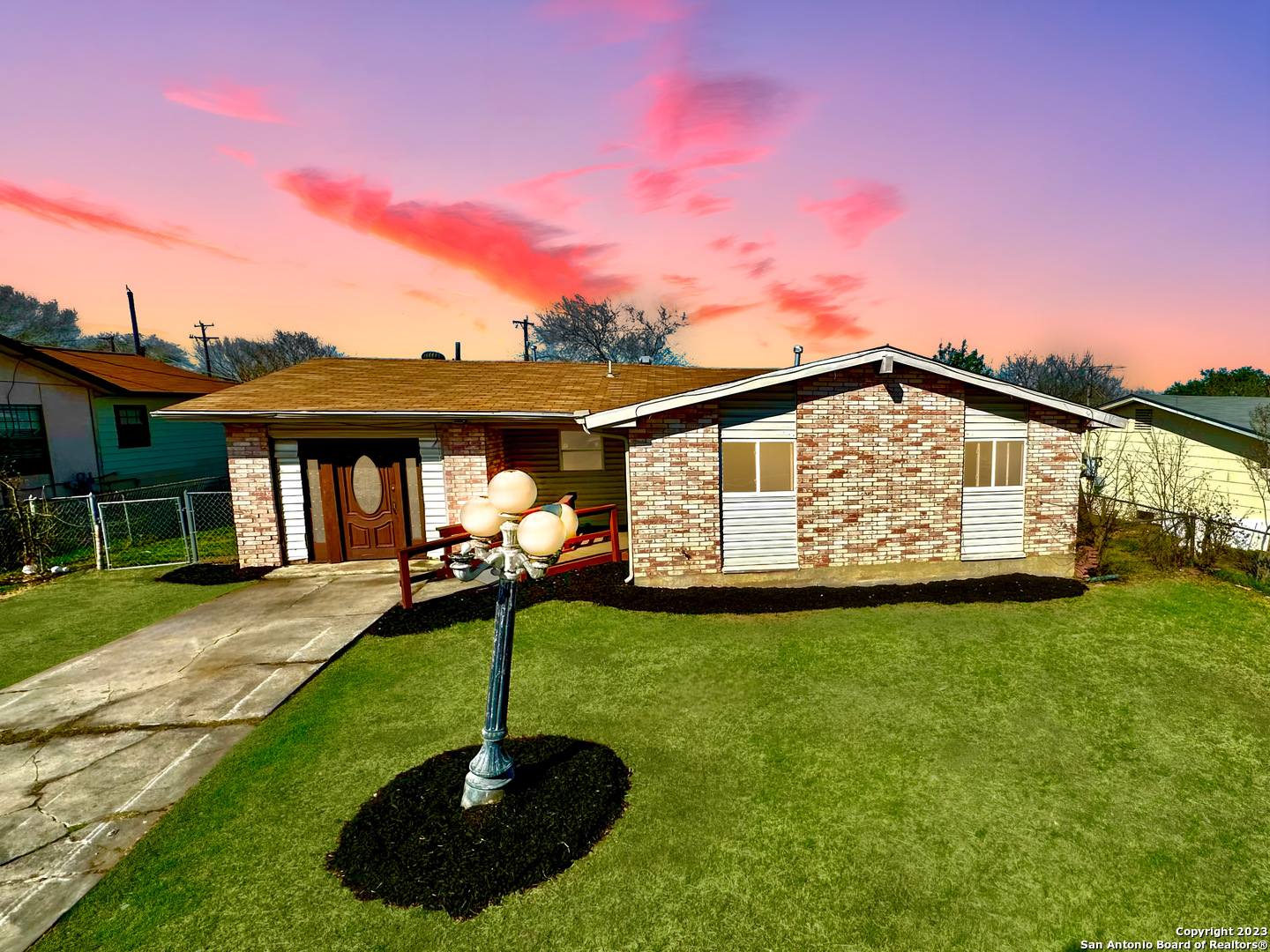 1807 Point West Street San Antonio TX 78224