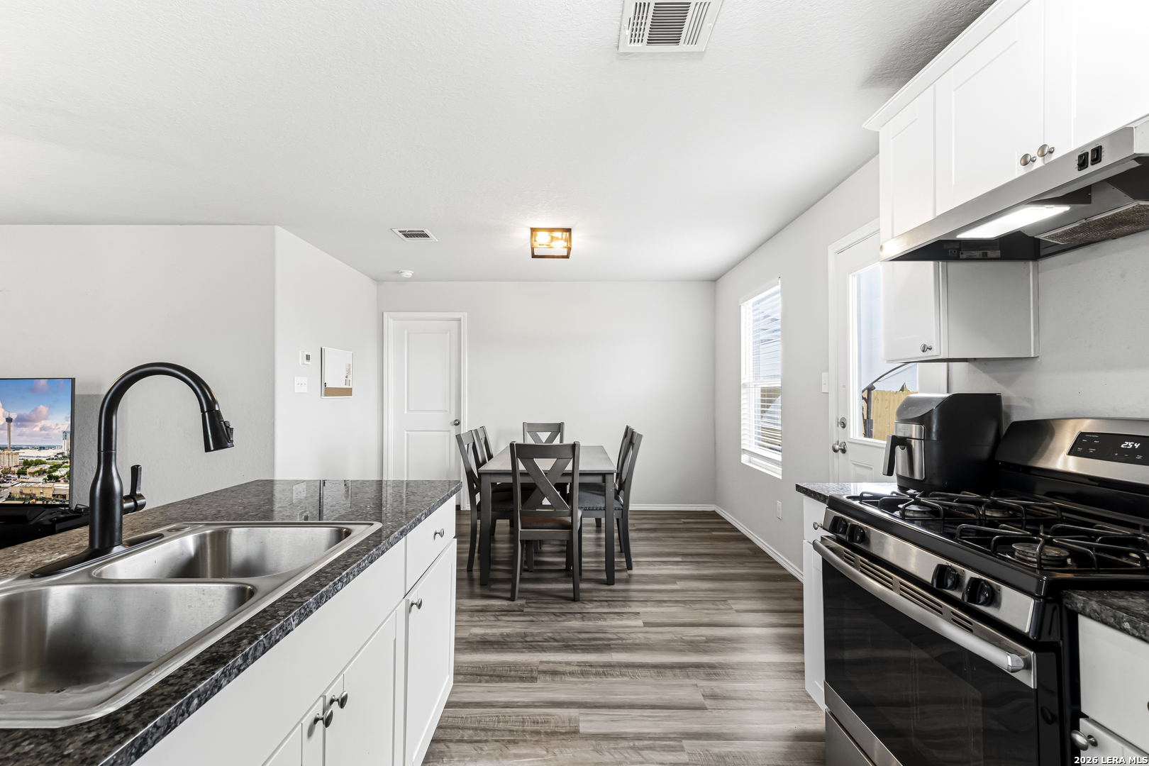 3822 Carducci Drive Converse TX 78109