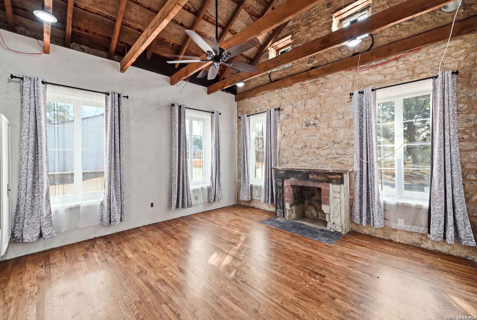 501 London Street Castroville TX 78009