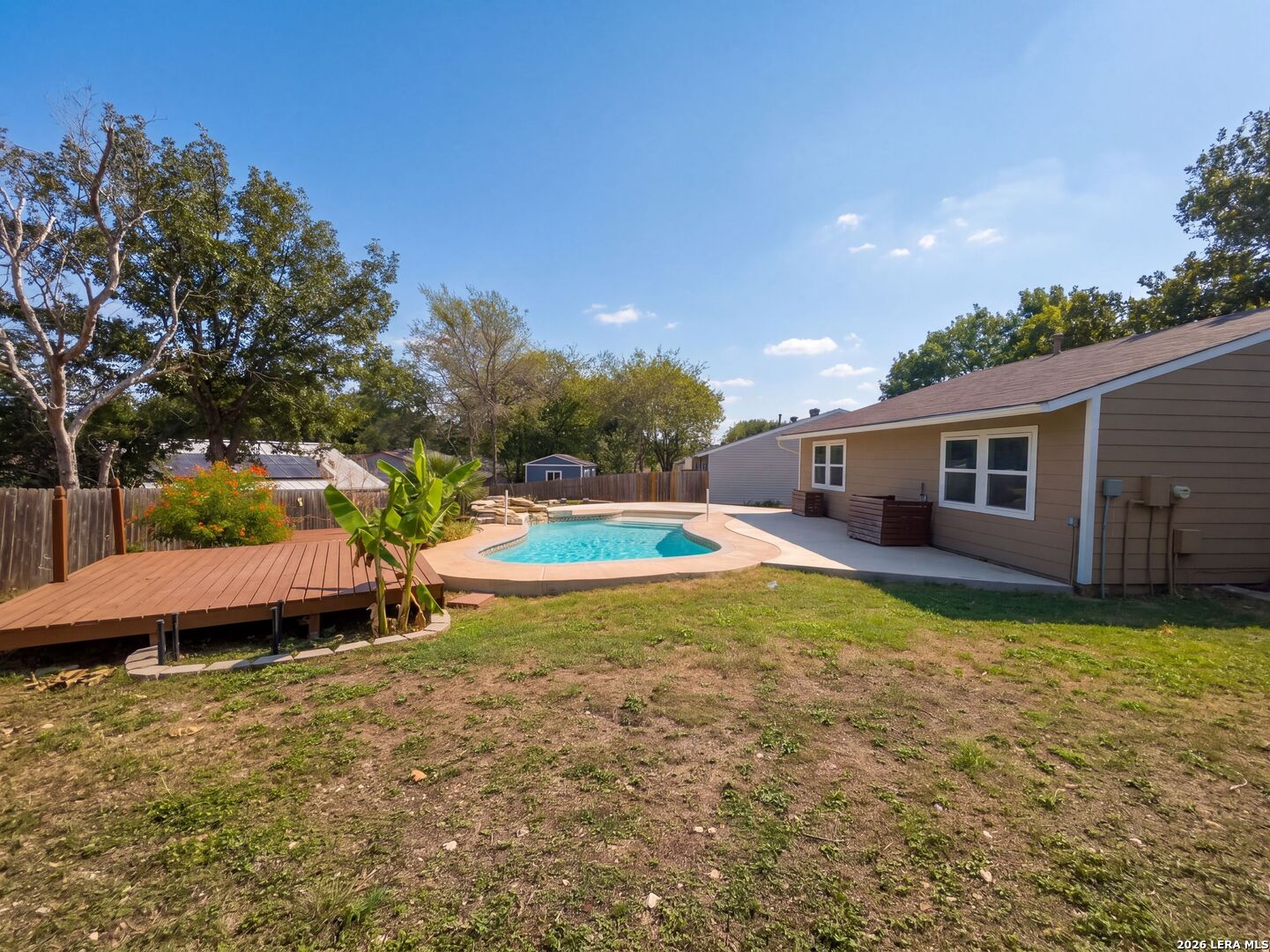 8703 Park Meadows Converse TX 78109