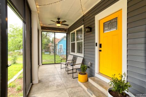 1035 W Gramercy Place San Antonio TX 78201