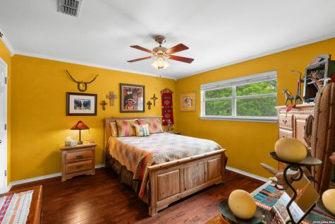 128 Ridge Grove Road Kerrville TX 78028