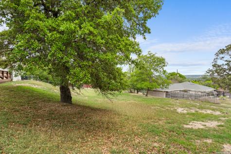128 Ridge Grove Road Kerrville TX 78028