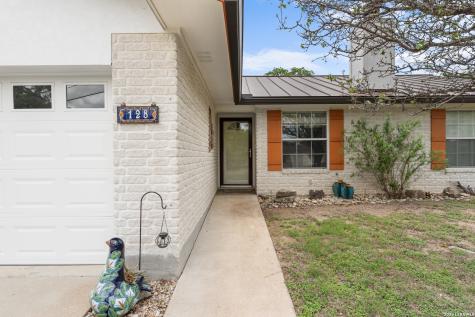128 Ridge Grove Road Kerrville TX 78028