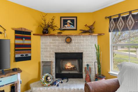 128 Ridge Grove Road Kerrville TX 78028