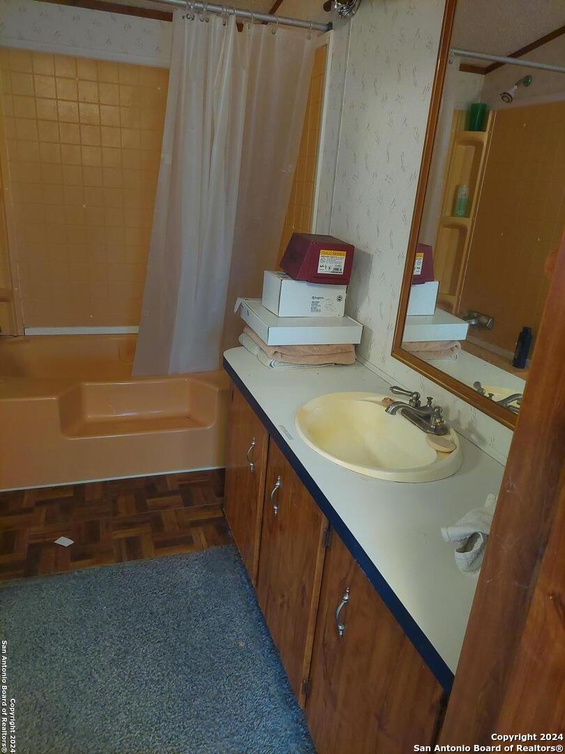 22159 Pr 1080 Mathis TX 78368