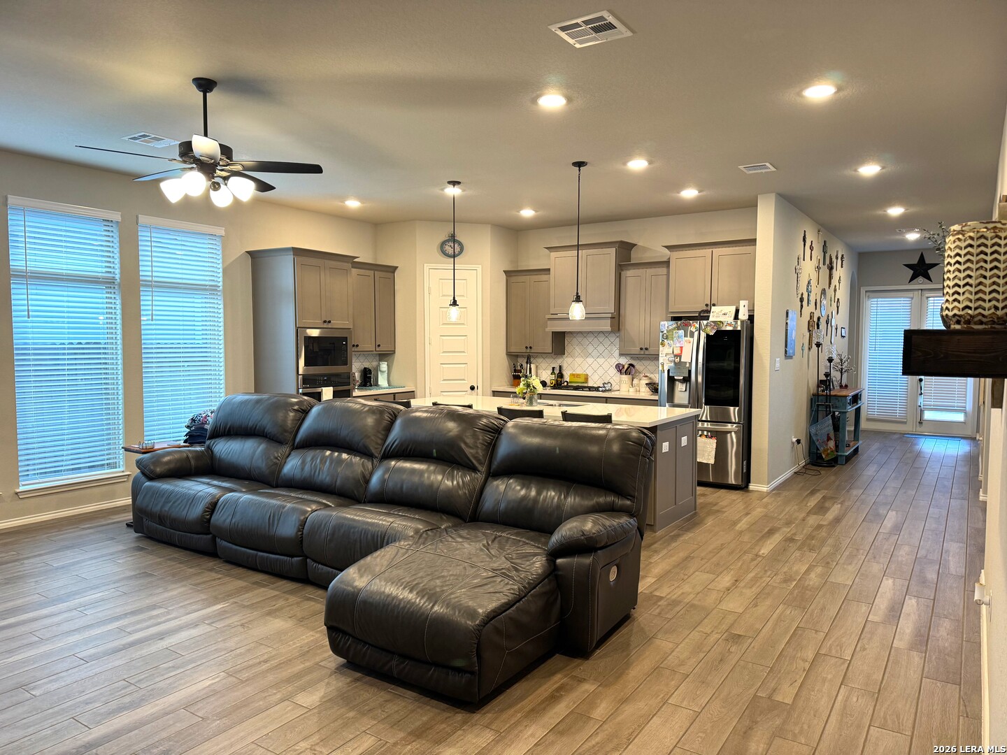 2037 Creekview Seguin TX 78155