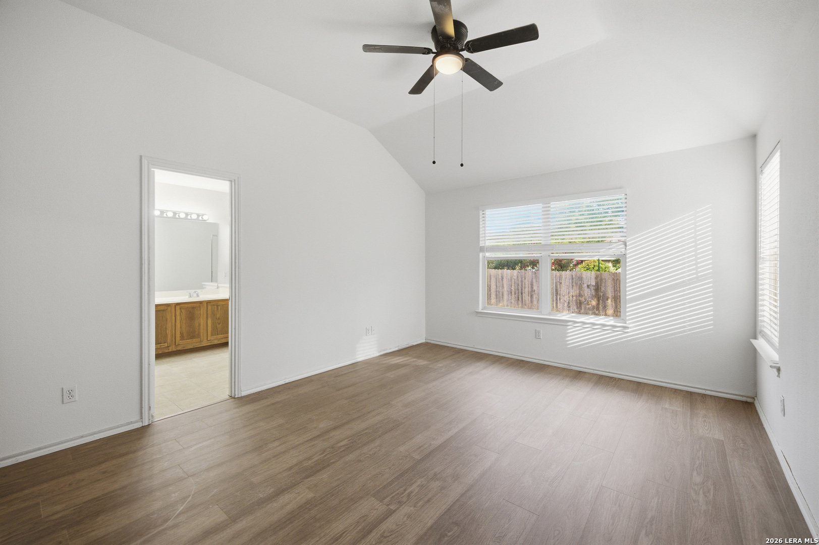8346 Copperglen Converse TX 78109
