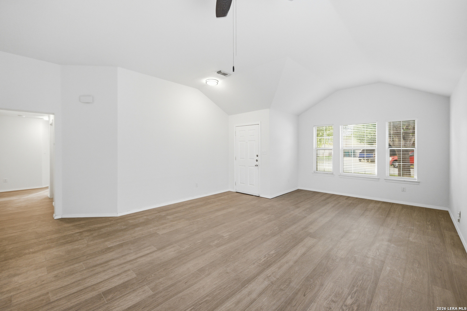 8346 Copperglen Converse TX 78109