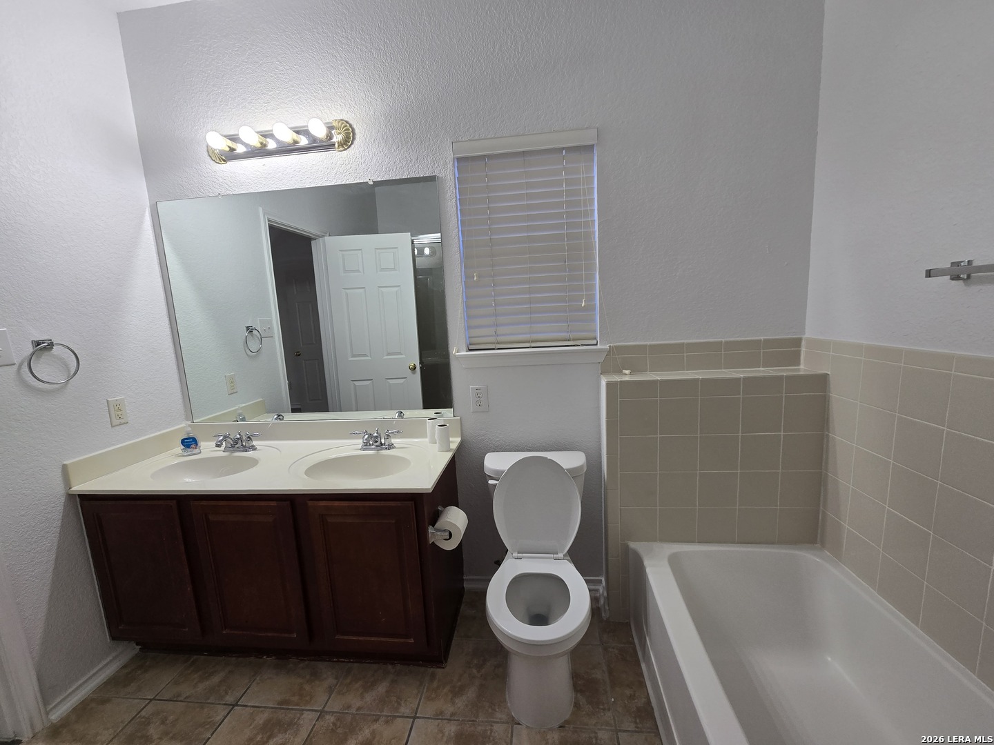3619 Grissom Mist San Antonio TX 78251
