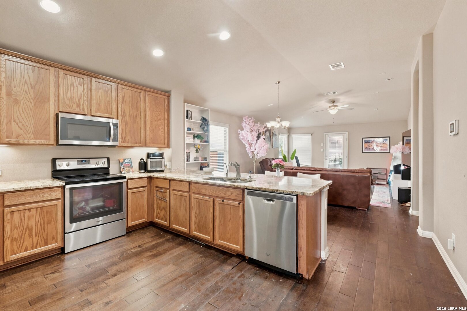 10118 Macarthur Way Converse TX 78109