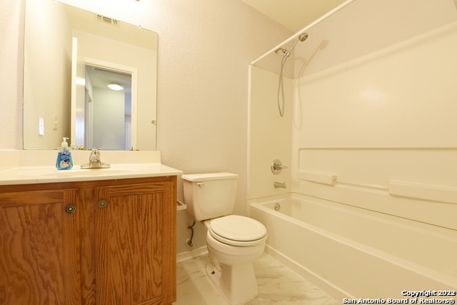 9207 Dublin Moor San Antonio TX 78254