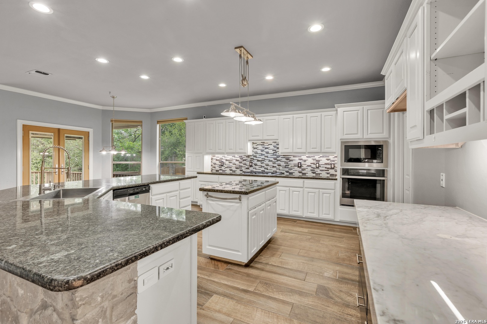1718 Fox Tree San Antonio TX 78248