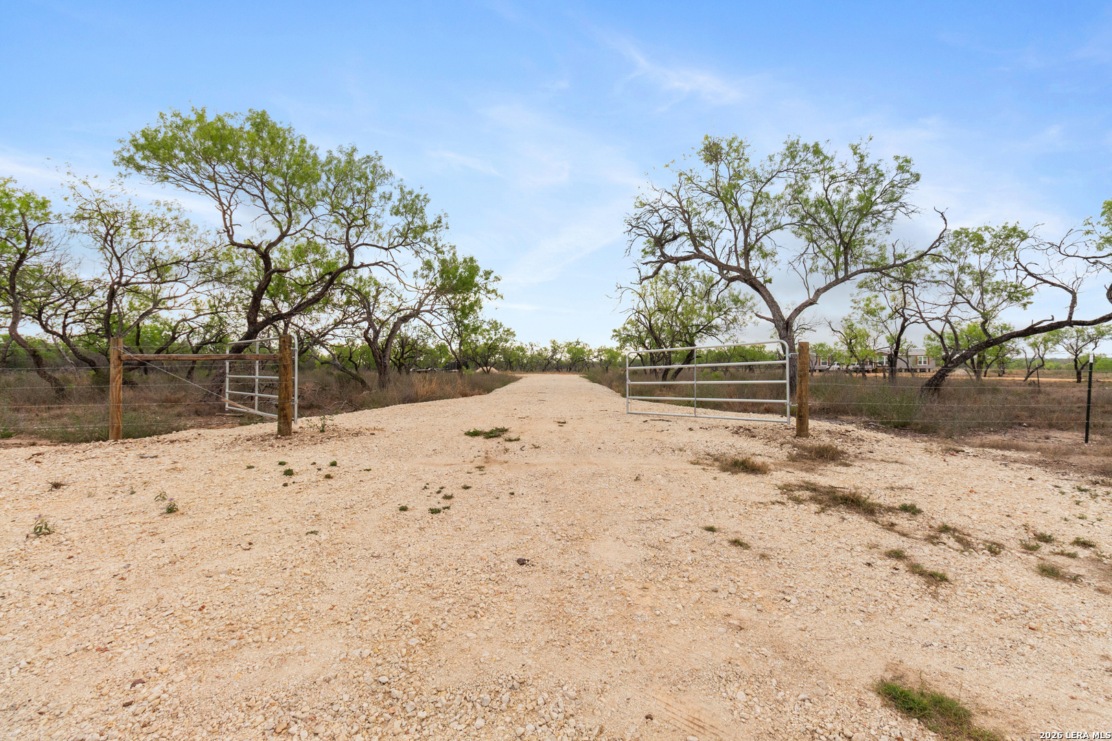 2161 County Road 124 Floresville TX 78114