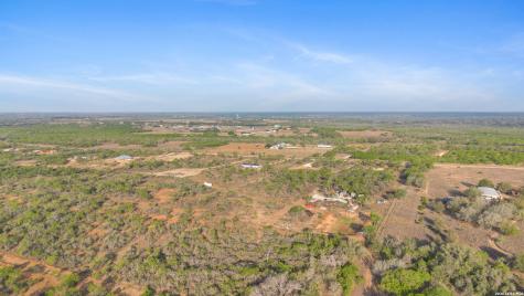 2161 County Road 124 Floresville TX 78114