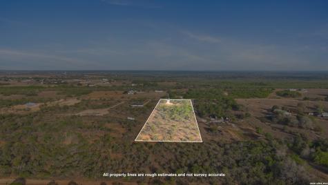 2161 County Road 124 Floresville TX 78114