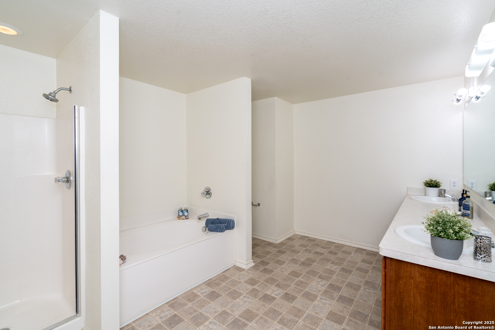 13003 Southton San Antonio TX 78223